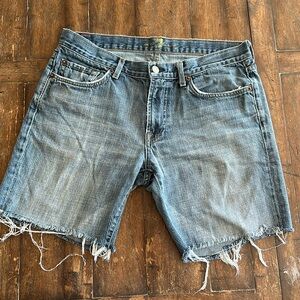 7 for all mankind Jean shorts women’s size 32 fits like 29